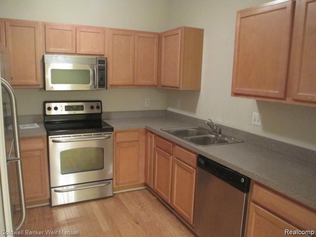 1175 Ann Arbor Road Plymouth, MI 48170 - Photo 5 of 9