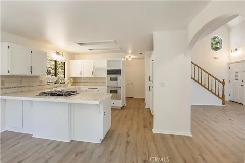 $675,000 | 26695 Thunderbird Drive, Lake Arrowhead, CA 92352