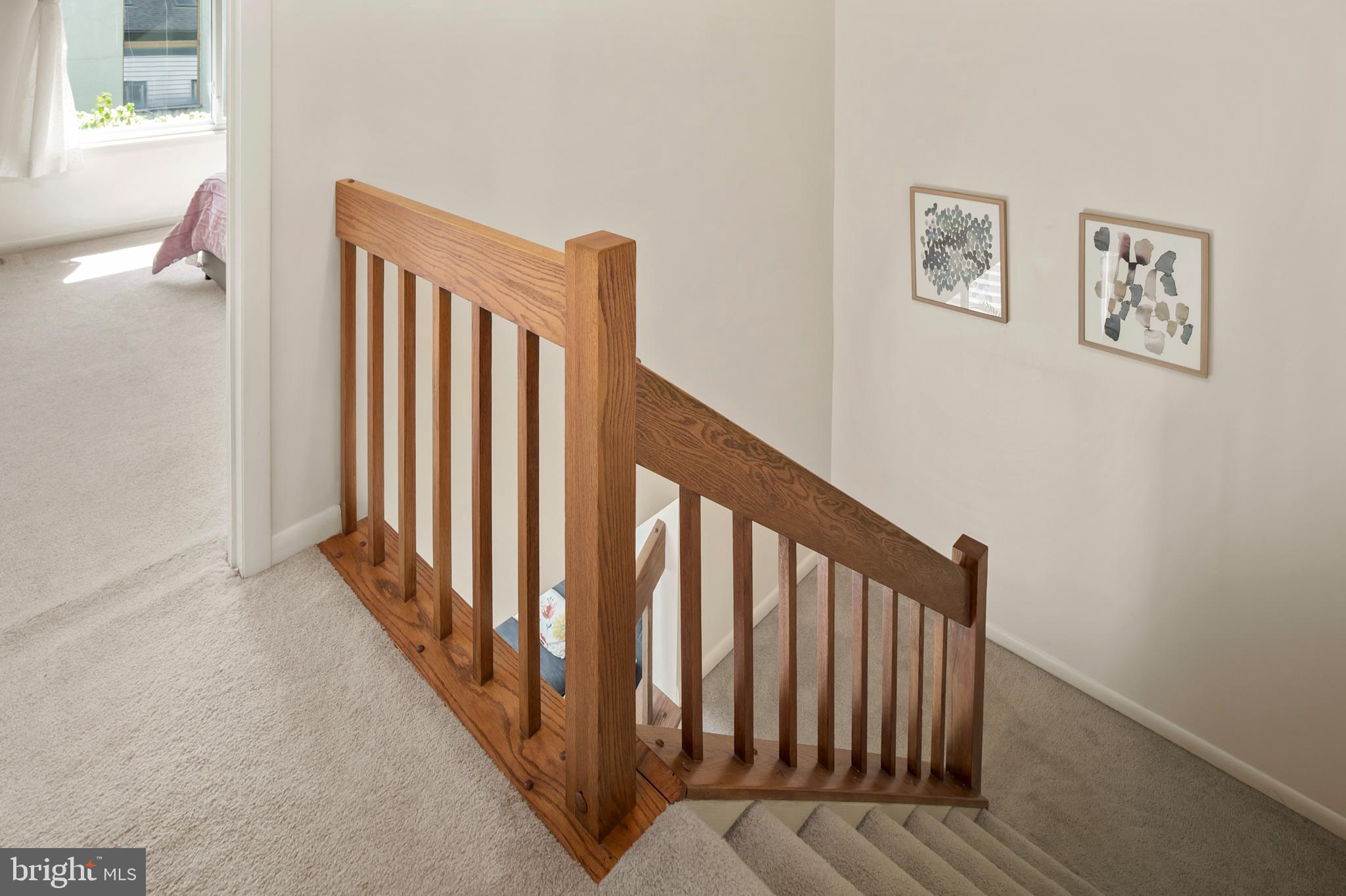 5513 Vantage Point Road, Unit 36 Columbia, MD 21044 - Photo 20 of 49 Upper level landing
