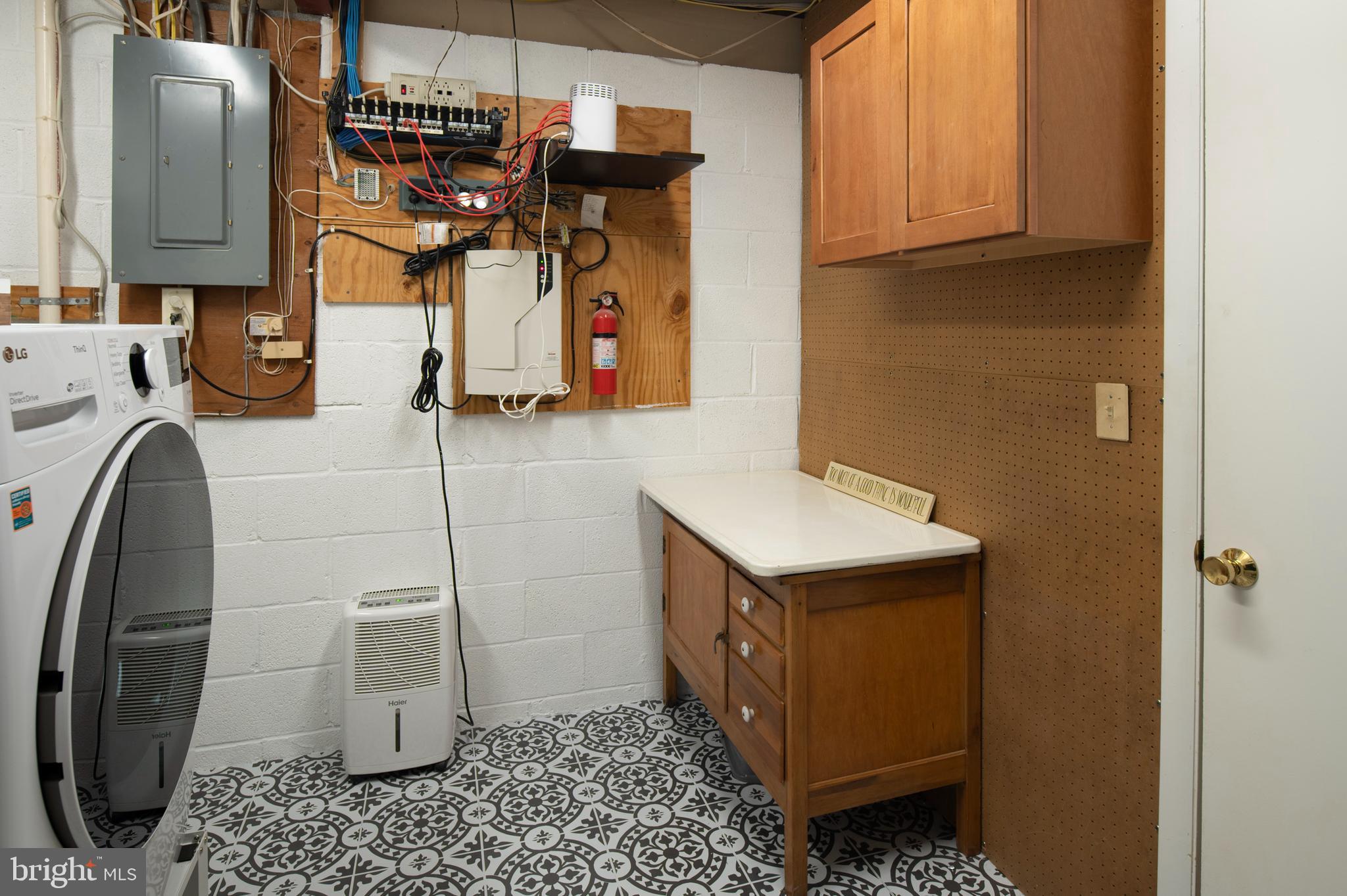 5513 Vantage Point Road, Unit 36 Columbia, MD 21044 - Photo 37 of 49 Stunning tile flooring and great storage space