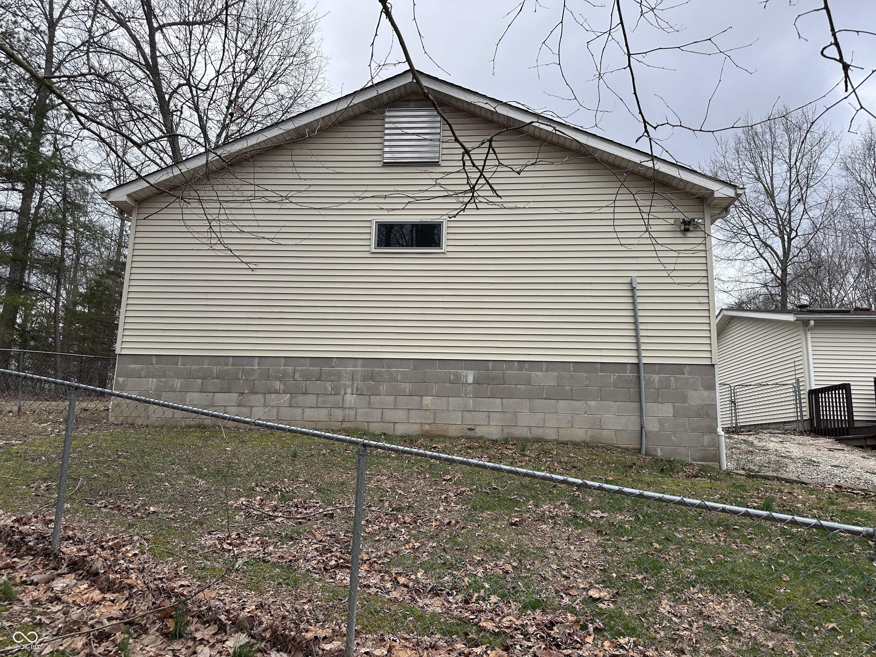 8053 Nathans Row Seymour, IN 47274 - Photo 18 of 69