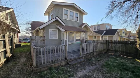 $193,000 | 402 Van Brunt Boulevard, Kansas City, MO 64124