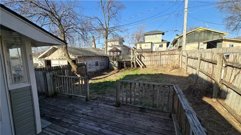 $193,000 | 402 Van Brunt Boulevard, Kansas City, MO 64124