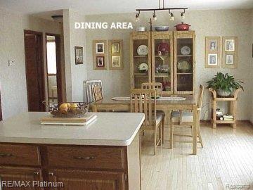DINING AREA.jpg