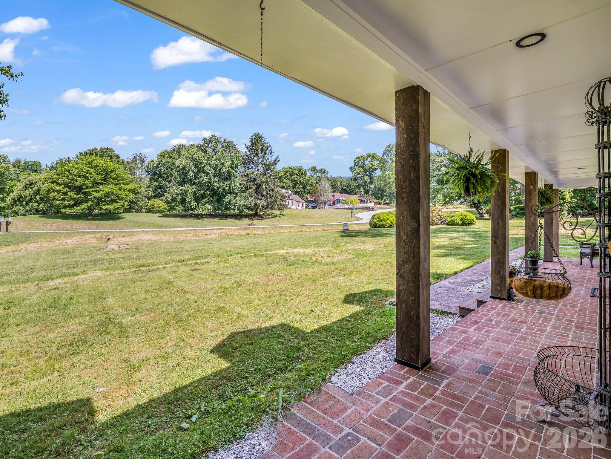 213 Raintree Drive Hendersonville, NC 28791 - Photo 4 of 48