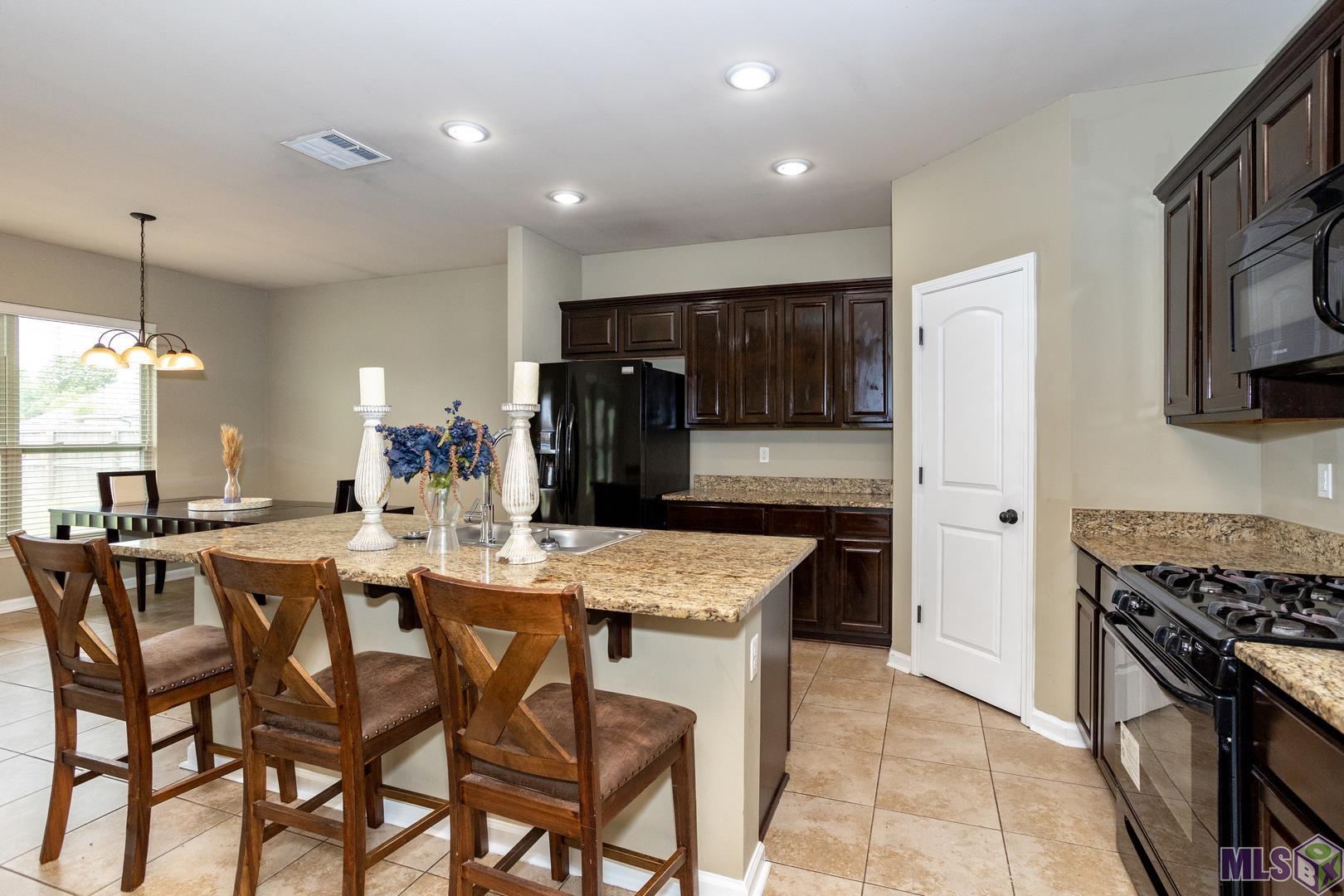 7132 Rue Dauphine Street Addis, LA 70710 - Photo 7 of 25 Gallery Image 7