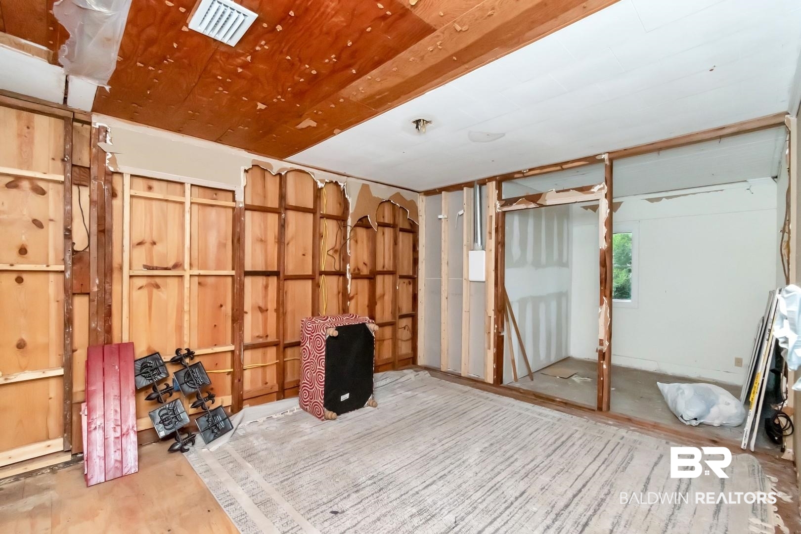 2762 Hillcrest Road Mobile, AL 36695 - Photo 16 of 25 View of miscellaneous room