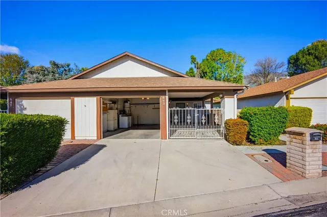 a view of a house with porch