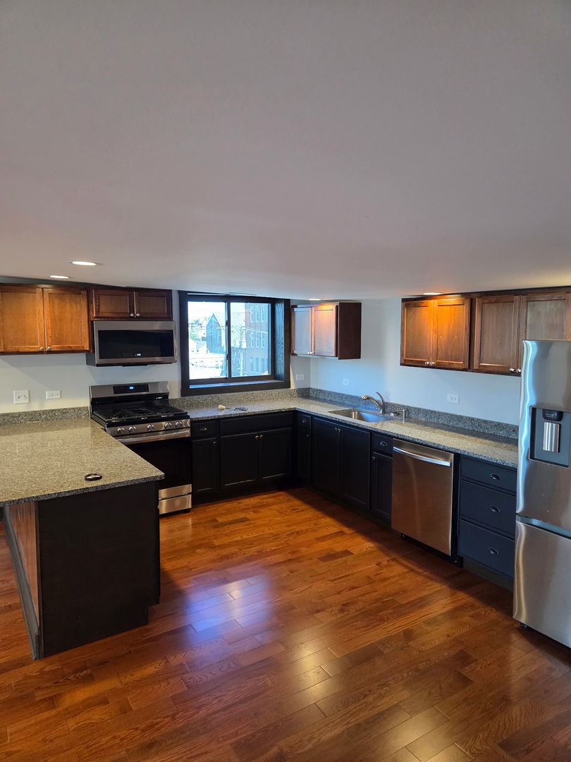 1445 West 16th Street Chicago, IL 60608 - Photo 13 of 18