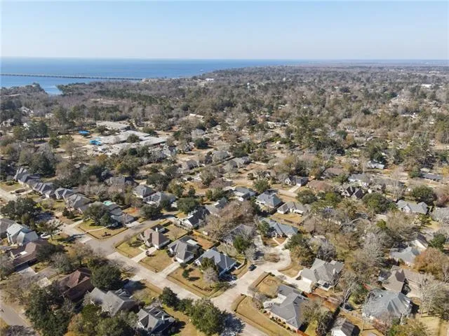 $375,000 | 3 Magnolia Ridge Court, Mandeville, LA 70448