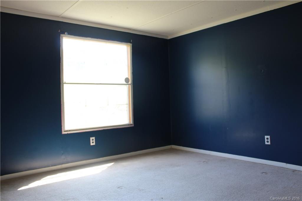 15 Star Road, Unit 3 Marshall, NC 28753 - Photo 11 of 15 Gallery Image 11