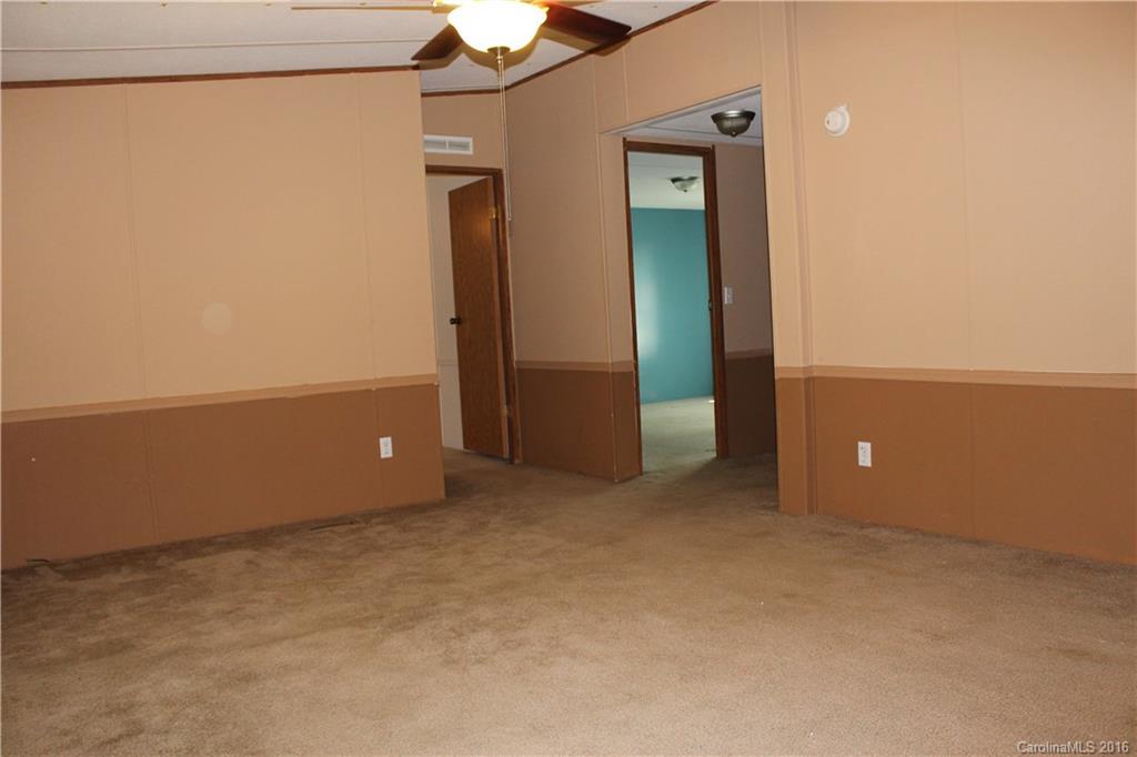 15 Star Road, Unit 3 Marshall, NC 28753 - Photo 3 of 15 Gallery Image 3