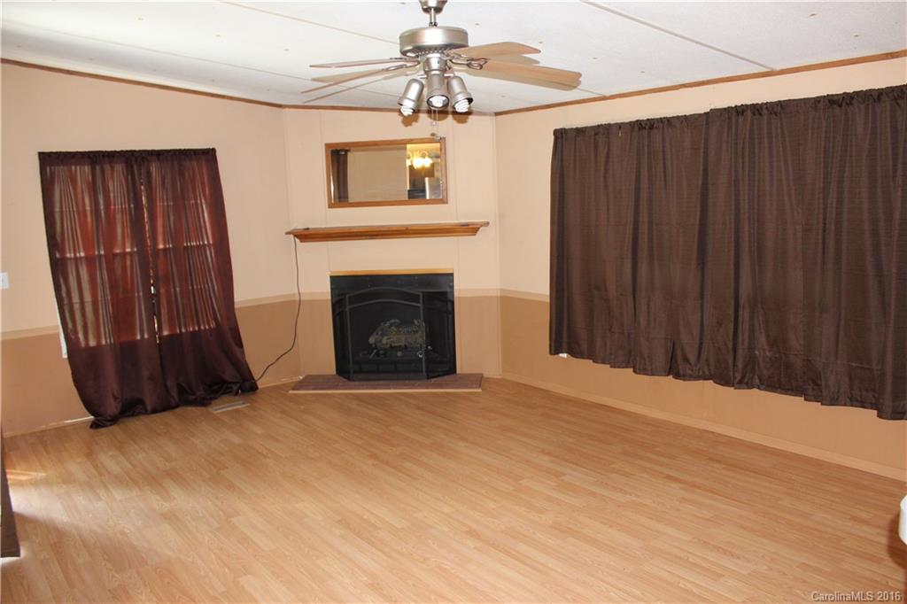 15 Star Road, Unit 3 Marshall, NC 28753 - Photo 8 of 15 Gallery Image 8