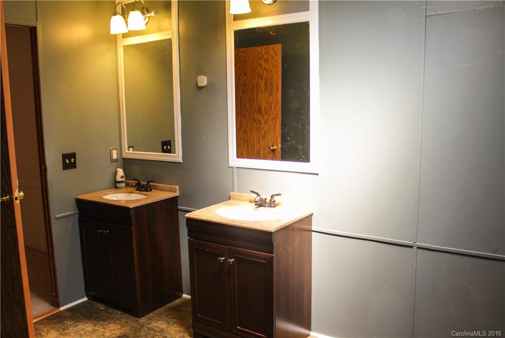 15 Star Road, Unit 3 Marshall, NC 28753 - Photo 9 of 15 Gallery Image 9