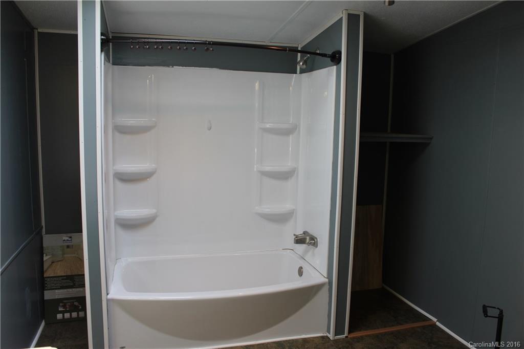 15 Star Road, Unit 3 Marshall, NC 28753 - Photo 10 of 15 Gallery Image 10