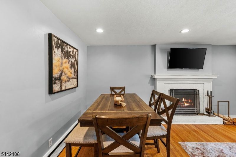 37 Barley Sheaf Road Flemington, NJ 08822 - Photo 8 of 37