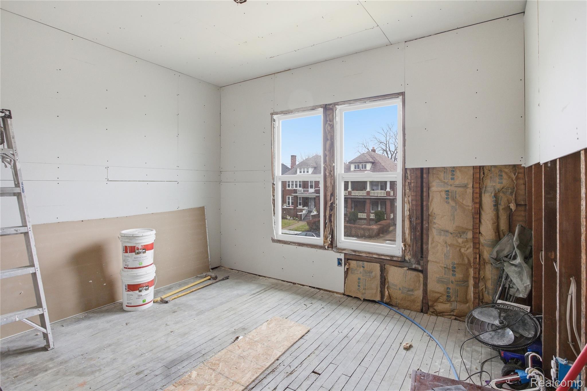 4624 Pacific Street Detroit, MI 48204 - Photo 28 of 39 Unfurnished room featuring light wood-style flooring