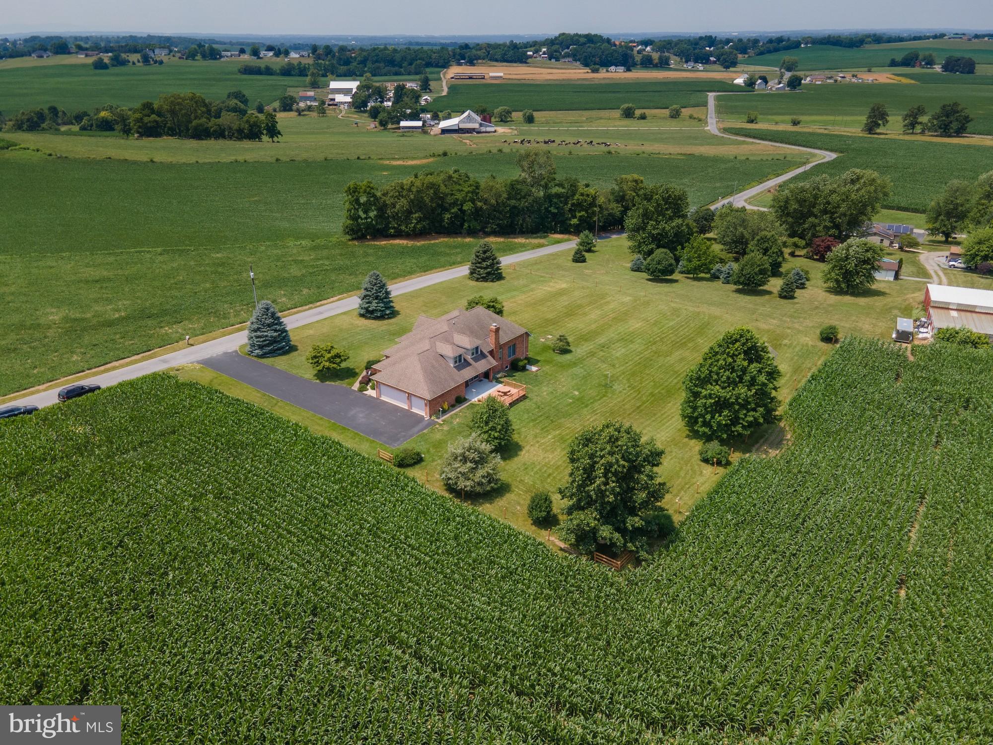14043 Misty Meadow Road Smithsburg, MD 21783 - Photo 3 of 73 Gallery Image 3