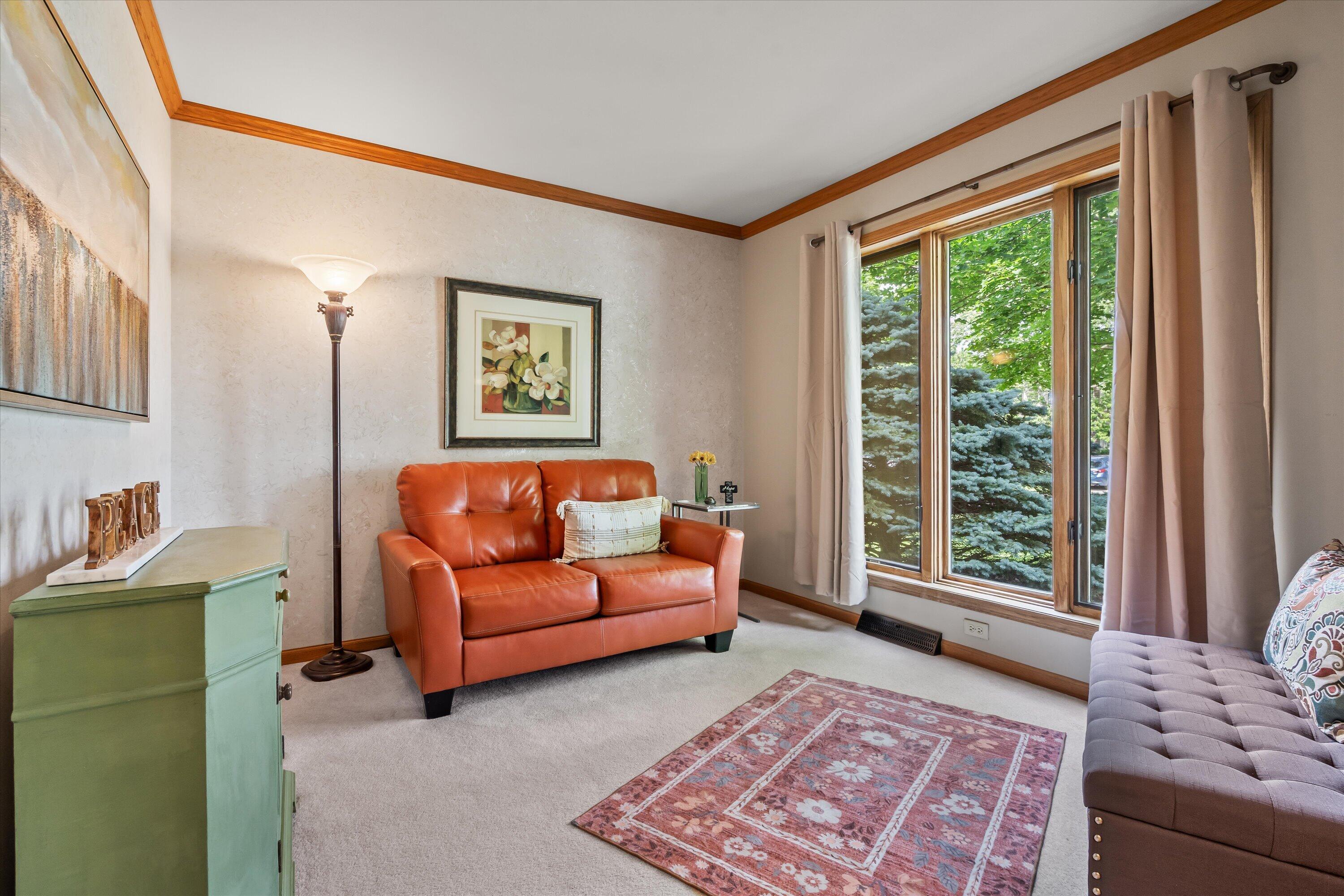 W168N5039 Stonefield Road Menomonee Falls, WI 53051 - Photo 5 of 34 Den