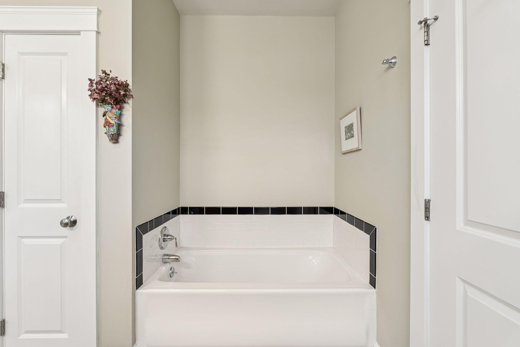 12 Inspiration Drive, Unit 12 Scarborough, ME 04074 - Photo 34 of 72 Primary bathroom