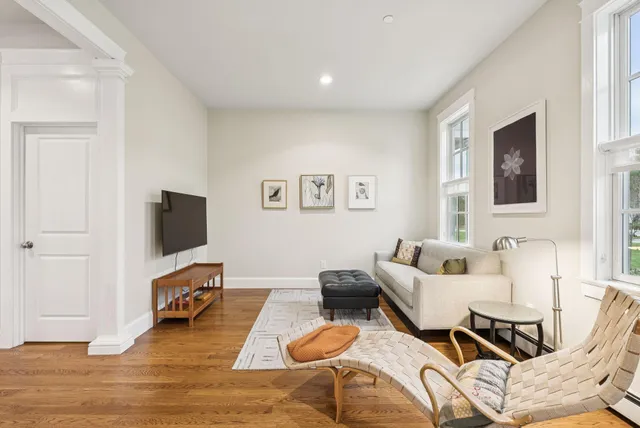 $895,000 | 12 Inspiration Drive, Unit 12, Scarborough, ME 04074