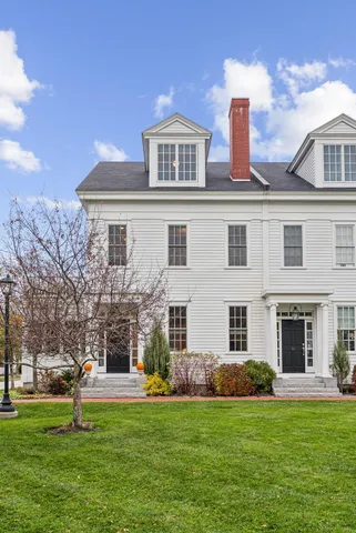 $895,000 | 12 Inspiration Drive, Unit 12, Scarborough, ME 04074