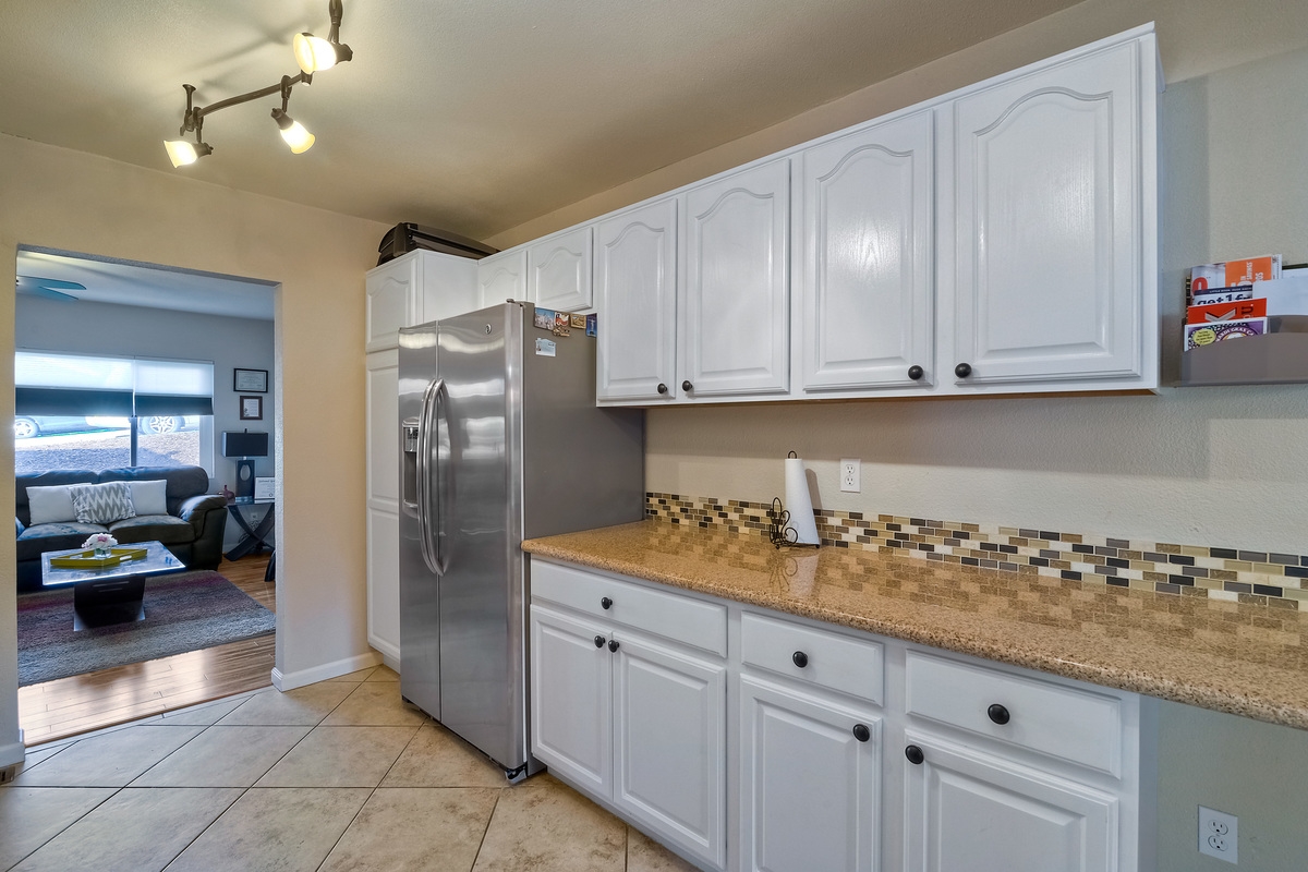 837 Pecos Street Spring Valley, CA 91977 - Photo 8 of 25 Gallery Image 8