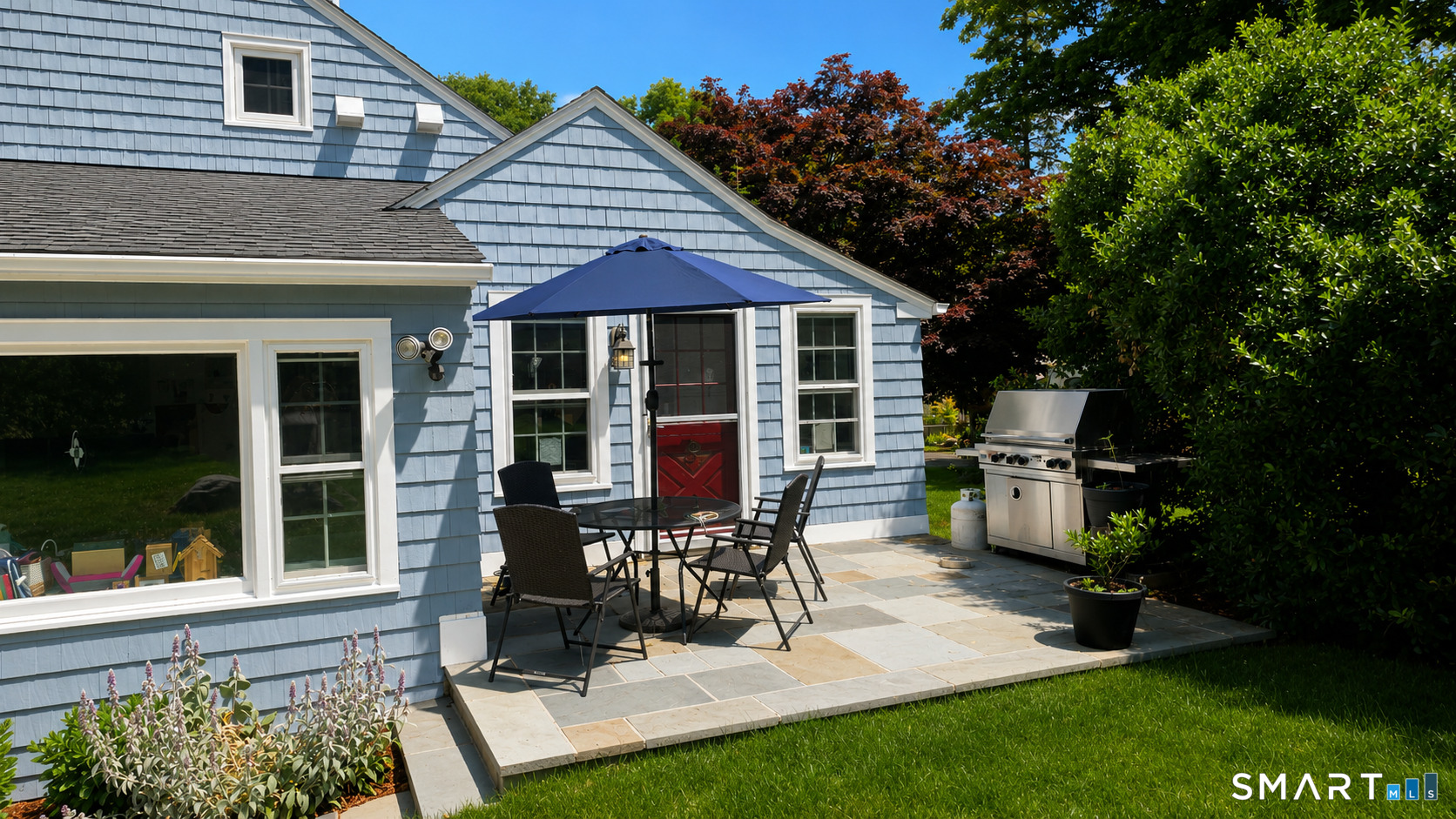 761 Den Road Stamford, CT 06903 - Photo 2 of 4