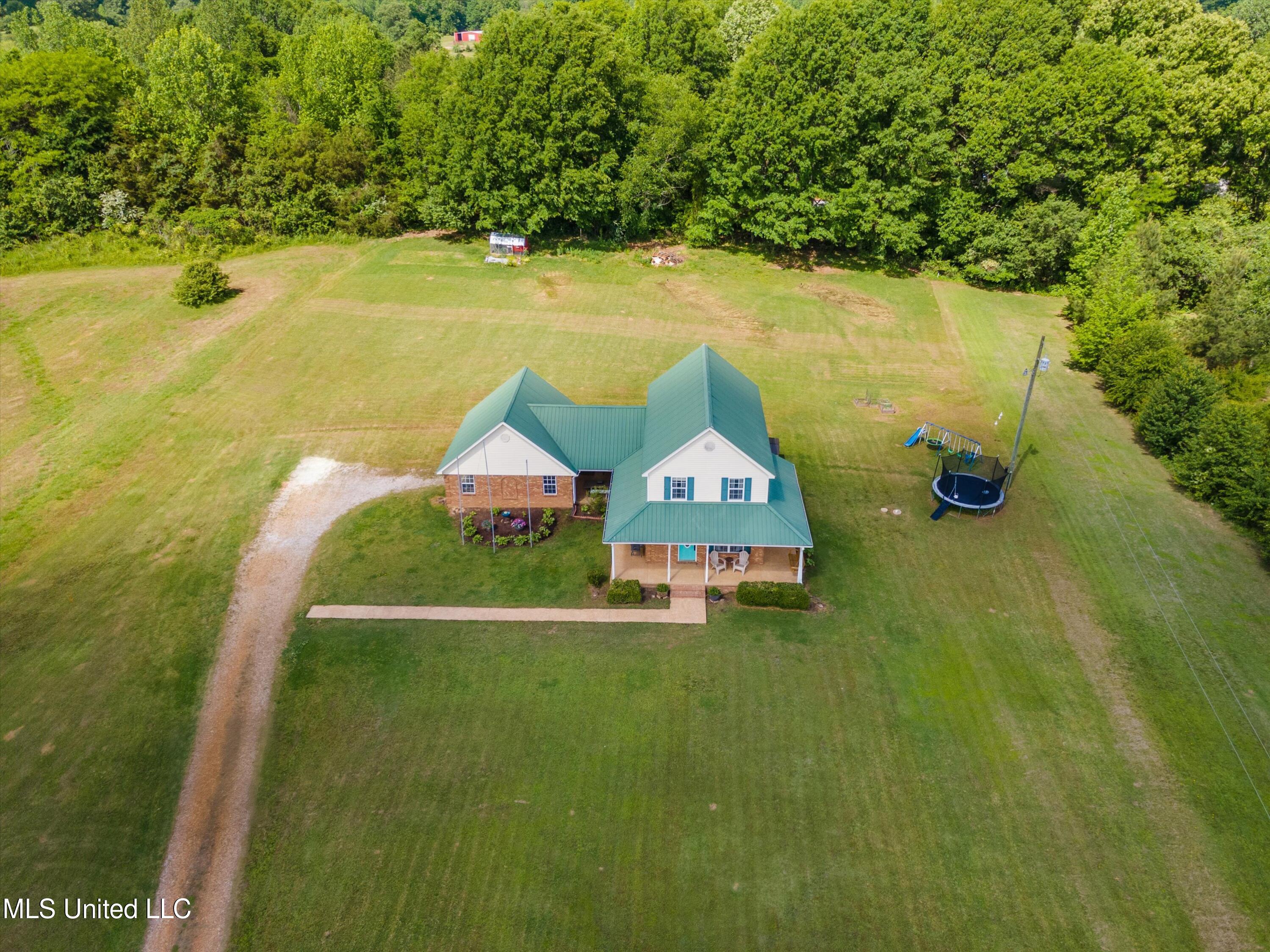 114 Emily Lynn Road Sarah, MS 38665 - Photo 9 of 33 29-DJI_0619