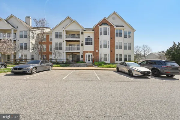 $300,000 | 3105 River Bend Court, Unit F304, Laurel, MD 20724