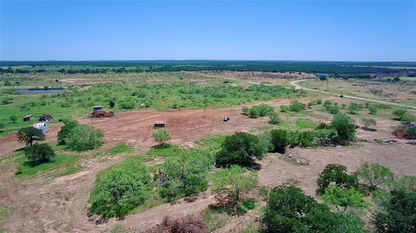 $480,000 | 175 St Henrietta Tx 76458, Henrietta, TX 76365