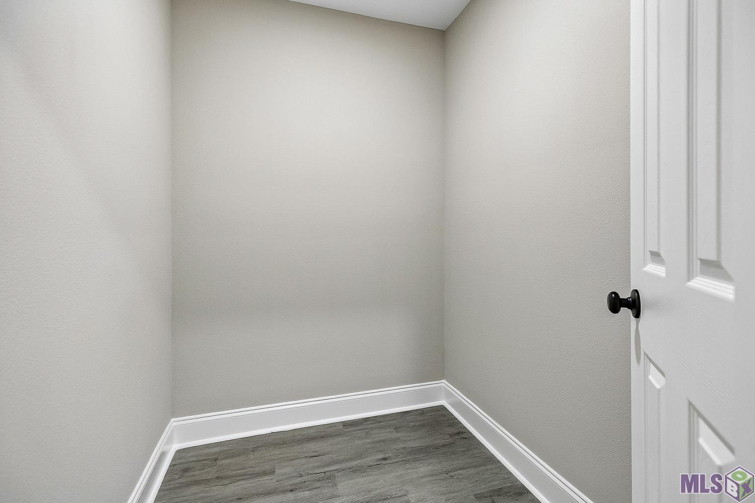 8724 Pecan Tree Drive Baton Rouge, LA 70810 - Photo 7 of 12