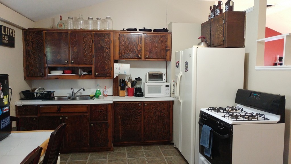 79 Treetop Avenue Springfield, MA 01118 - Photo 8 of 13 Gallery Image 8