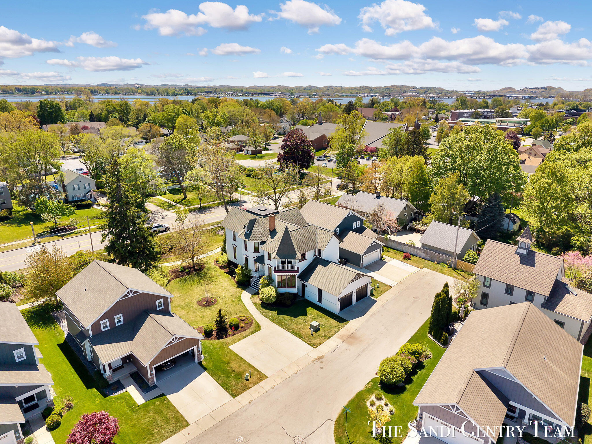 318 Rachaels Way Spring Lake, MI 49456 - Photo 26 of 91 DJI_20260514144155_0085_D_KYLE (1)