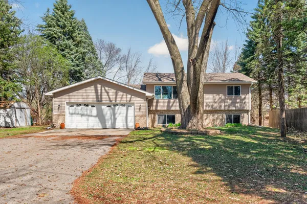 $399,900 | 6120 Valley Creek Road, Woodbury, MN 55125