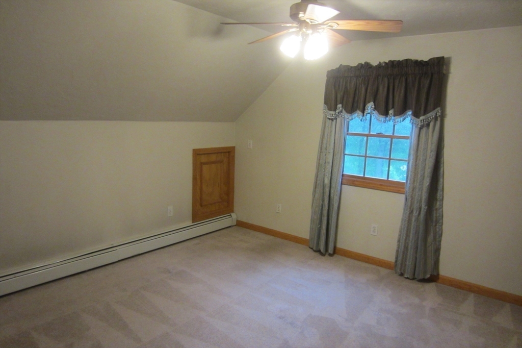 30 Bailey Road Oxford, MA 01540 - Photo 37 of 41 Gallery Image 37