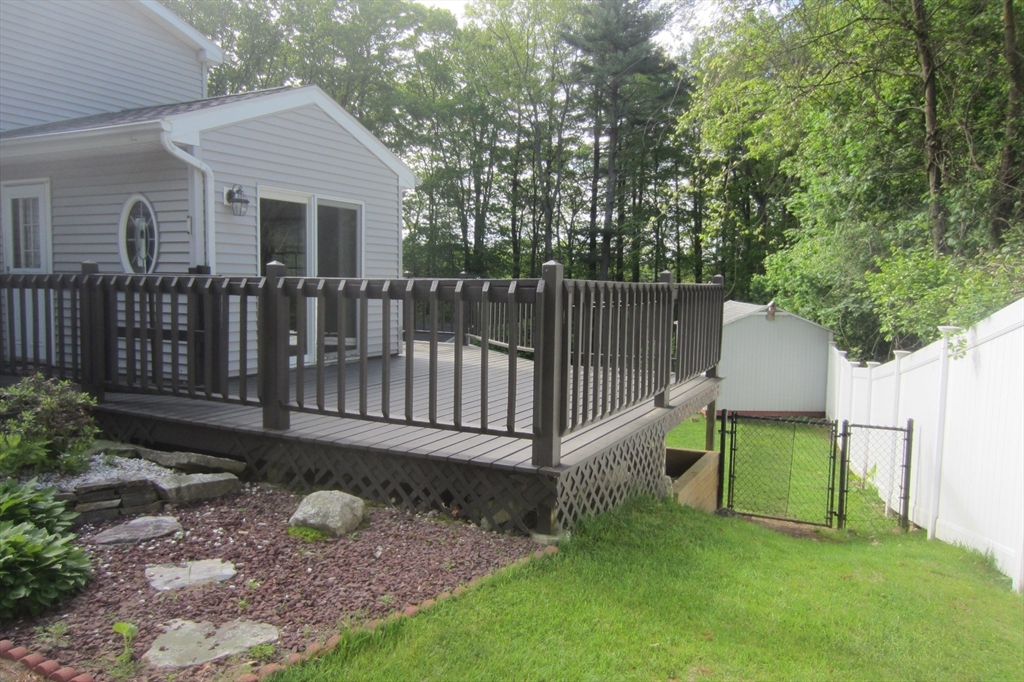 30 Bailey Road Oxford, MA 01540 - Photo 8 of 41 Gallery Image 8