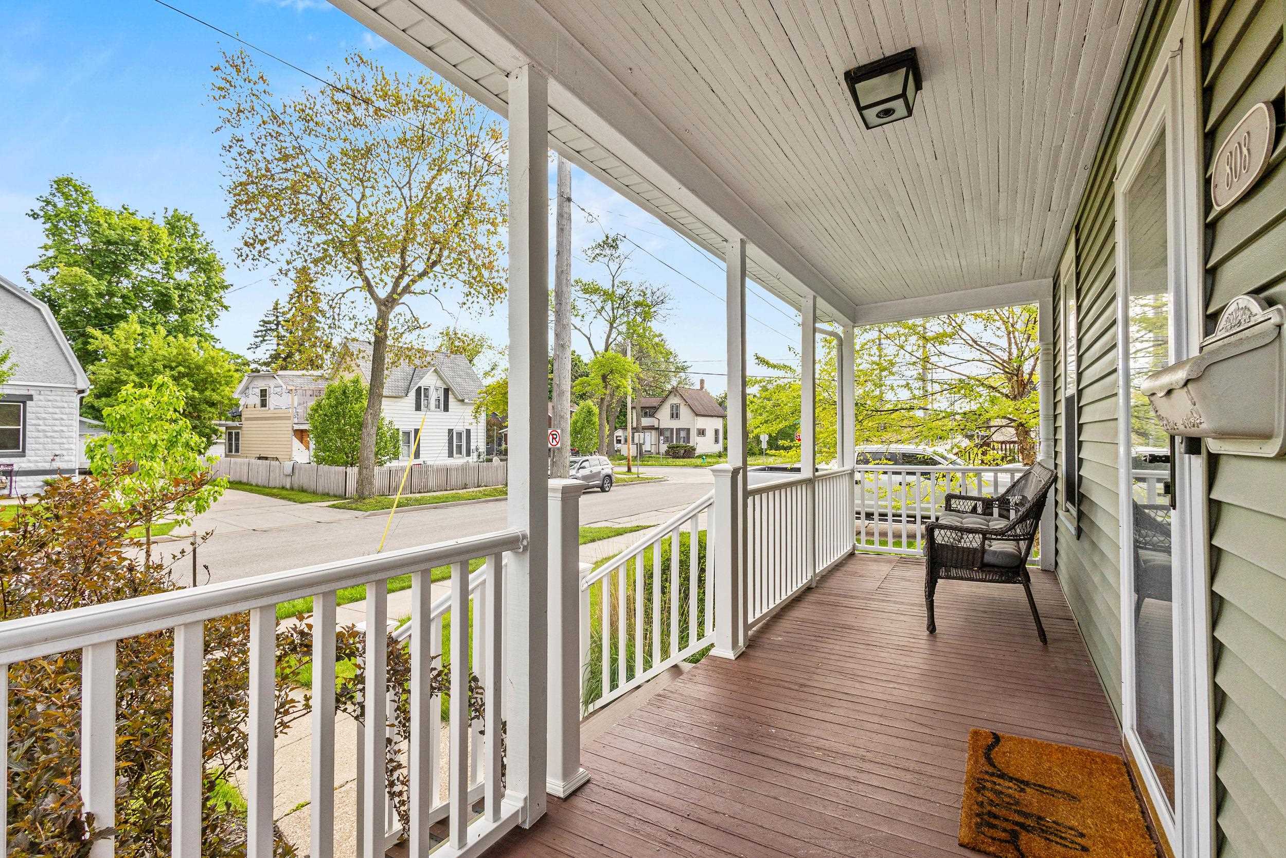 808 East Hancock Street Appleton, WI 54911 - Photo 6 of 64