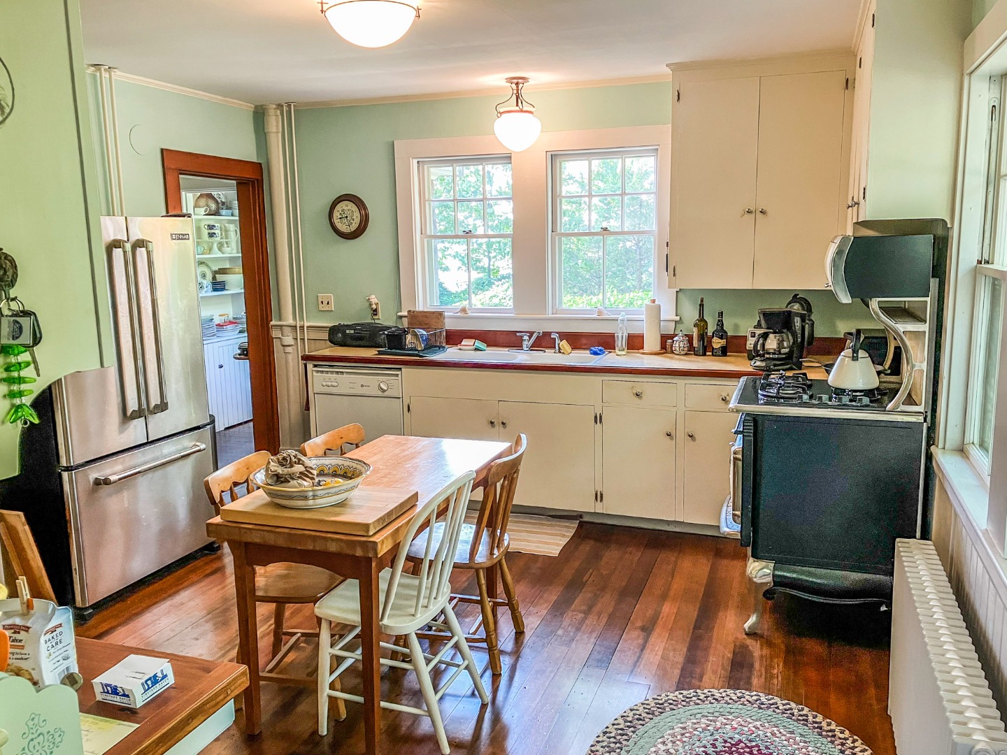 33 Goethals Way Vineyard Haven, MA 02568 - Photo 15 of 34 a room with furniture and a wooden floor