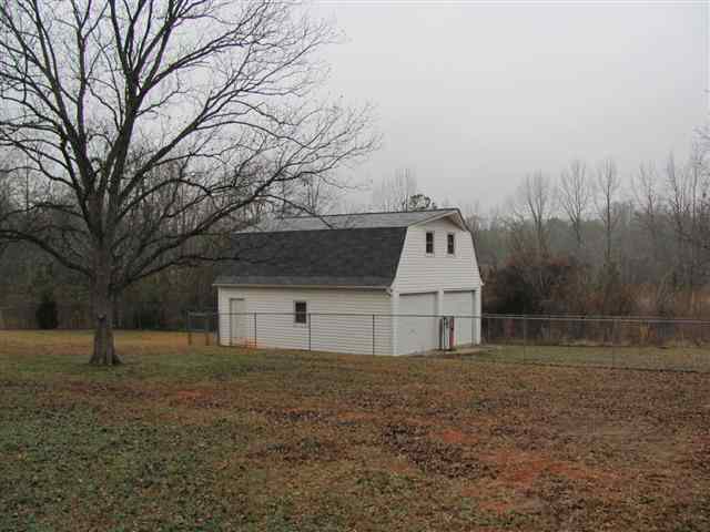415 State Rd S-4-246 Belton, SC 29627 - Photo 15 of 24