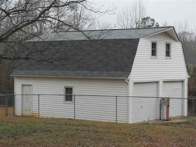 415 State Rd S-4-246 Belton, SC 29627 - Photo 5 of 24