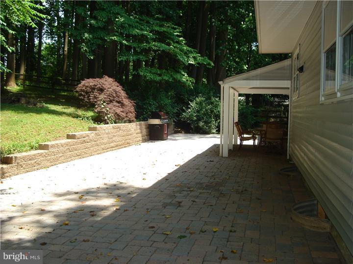 705 Gateway Road Hockessin, DE 19707 - Photo 4 of 24 Patio