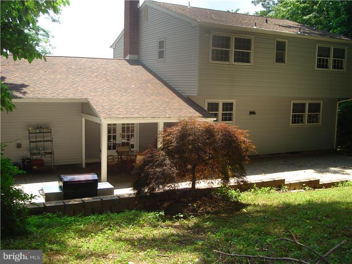 705 Gateway Road Hockessin, DE 19707 - Photo 6 of 24 Exterior Back
