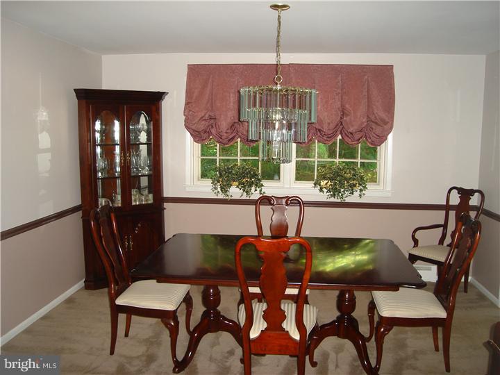 705 Gateway Road Hockessin, DE 19707 - Photo 10 of 24 Dining Room