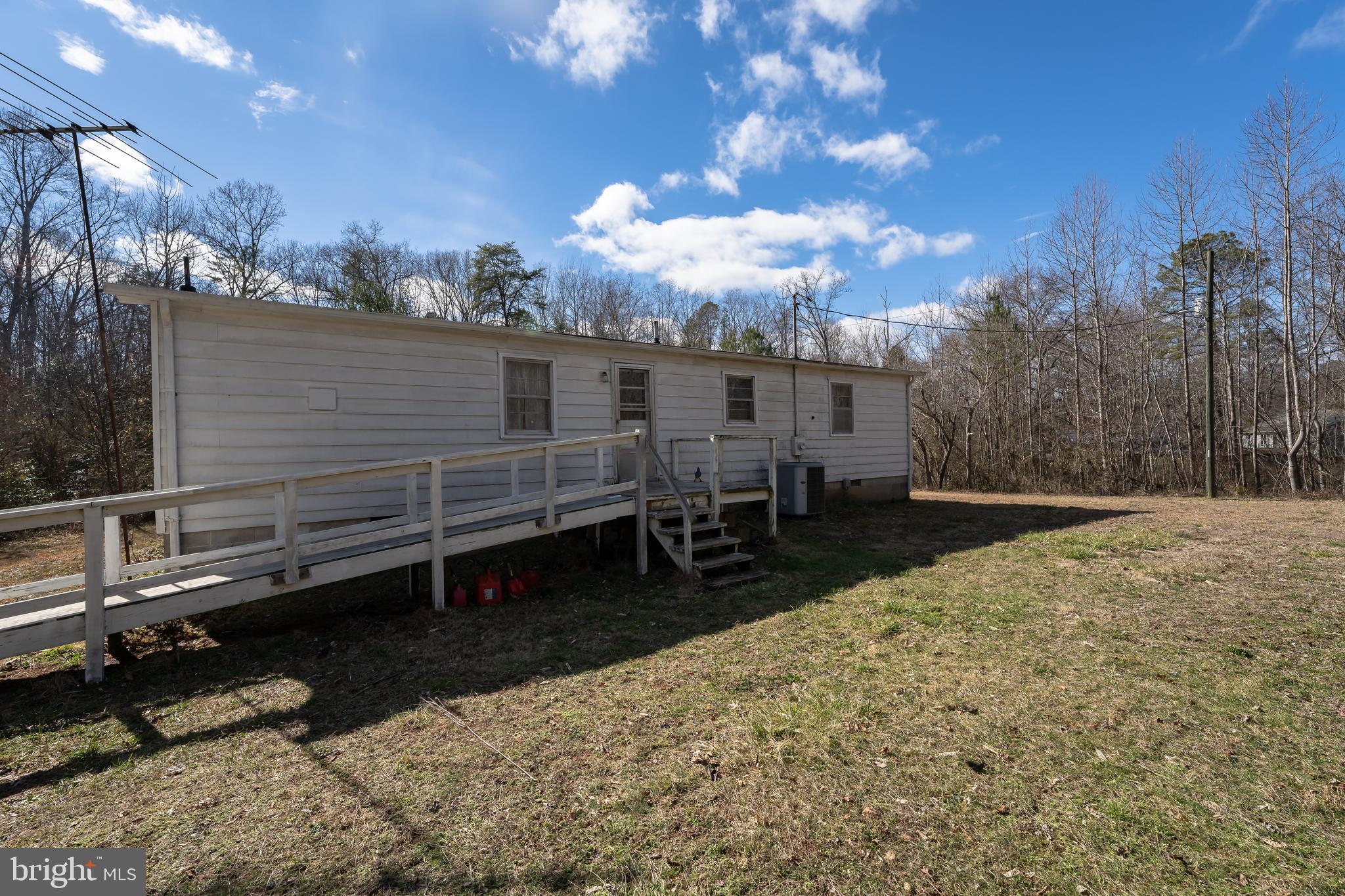 20022 Landora Bridge Road Ruther Glen, VA 22546 - Photo 4 of 51 Gallery Image 4