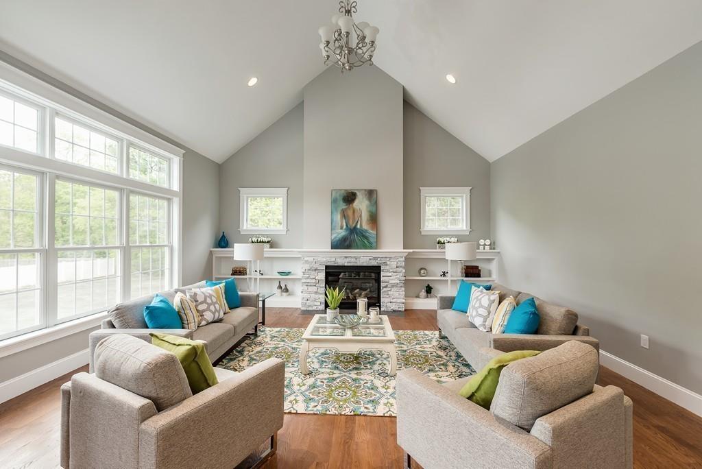 65 Solomon Pierce Road Lexington, MA 02420 - Photo 5 of 38