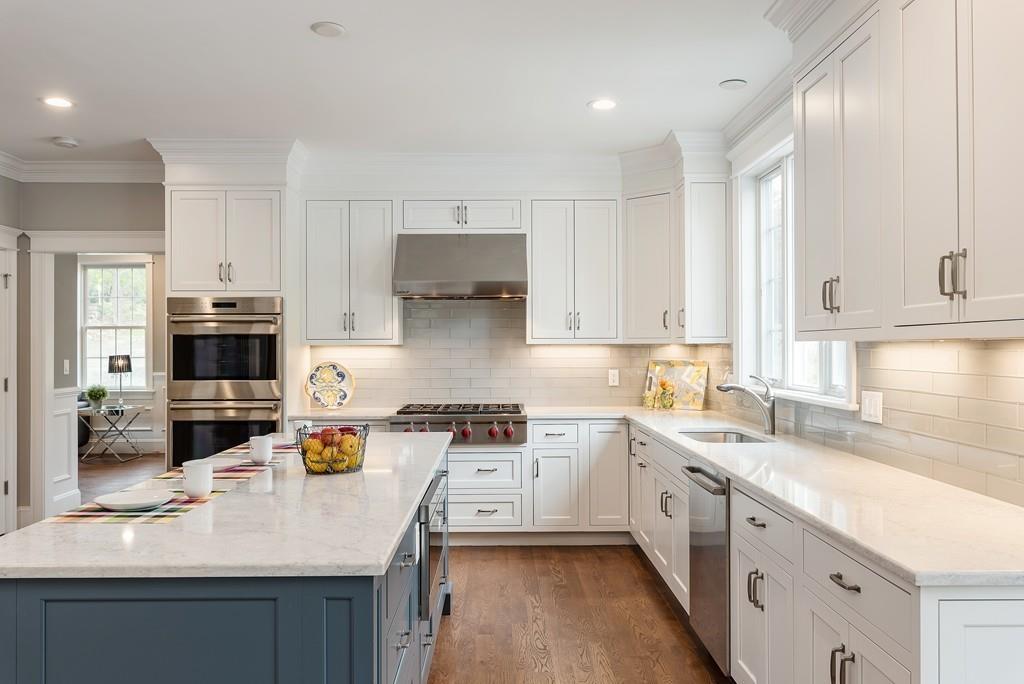 65 Solomon Pierce Road Lexington, MA 02420 - Photo 8 of 38