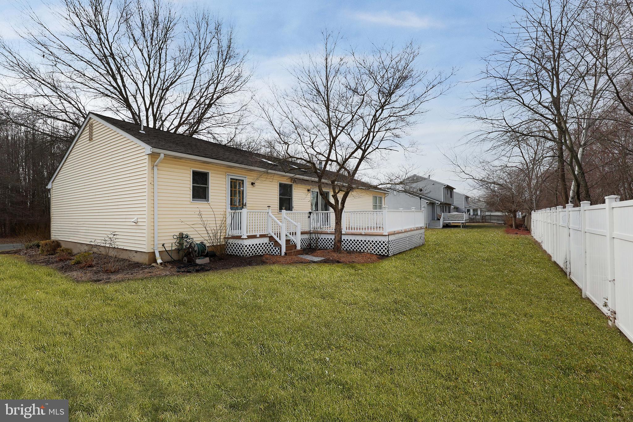 285 Manor Boulevard Hamilton, NJ 08620 - Photo 31 of 35 a view of a backyard with house
