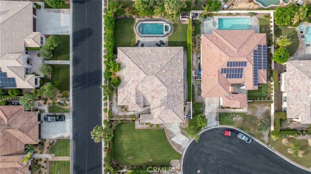 17 Bellisimo Court Rancho Mirage, CA 92270 - Photo 28 of 41 an aerial view of a house with a yard