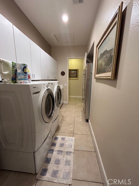 17 Bellisimo Court Rancho Mirage, CA 92270 - Photo 31 of 41 a utility room with dryer and washer